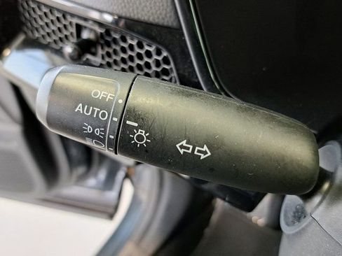 Used 2025 Honda CR-V EX-L image 13