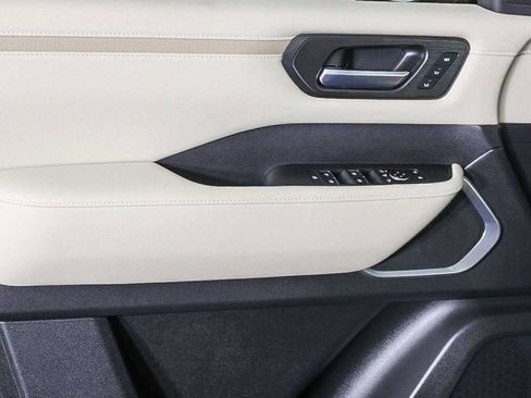 New 2026 Nissan Armada Platinum image 23