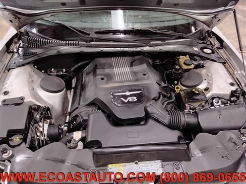 Used 2004 Ford Thunderbird Deluxe image 9