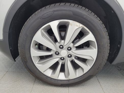 Used 2019 Buick Encore Preferred w/ Safety Package FWD image 31