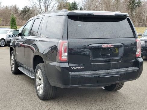 Used 2016 GMC Yukon SLE w/ Convenience Package AWD/4WD image 3