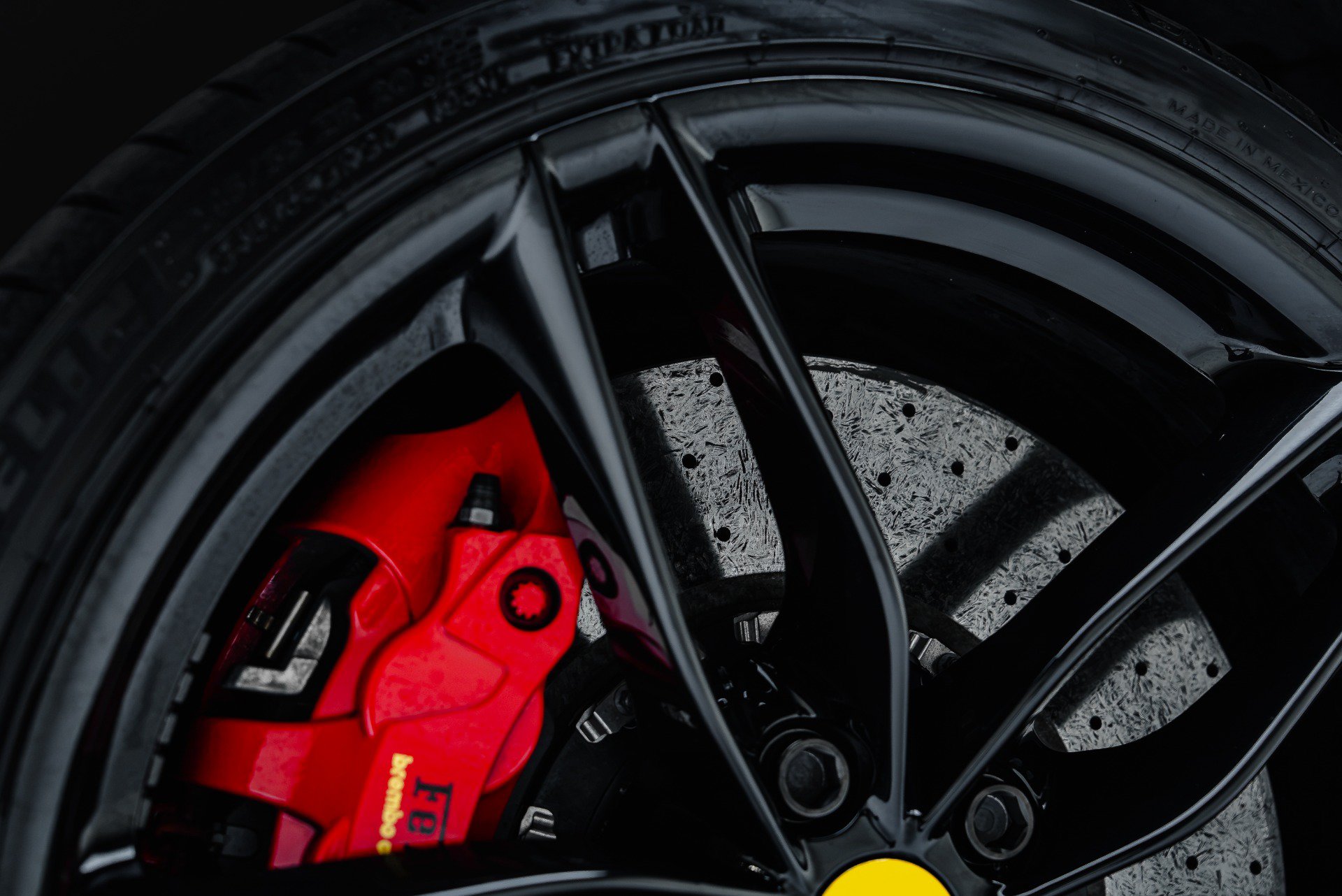 Used 2016 Ferrari 488 GTB RWD image 37