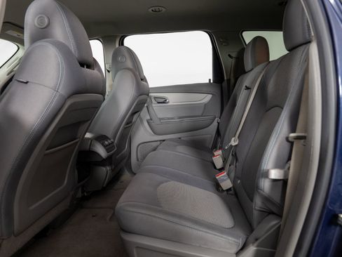 Used 2017 Chevrolet Traverse LS AWD/4WD image 18