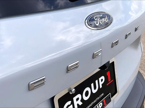Used 2025 Ford Escape ST-Line FWD image 27