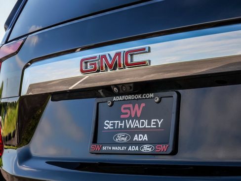 Used 2024 GMC Yukon Denali w/ Advanced Technology Package AWD/4WD image 79