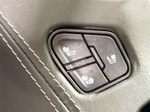 Used 2020 Chevrolet Tahoe Premier image 23