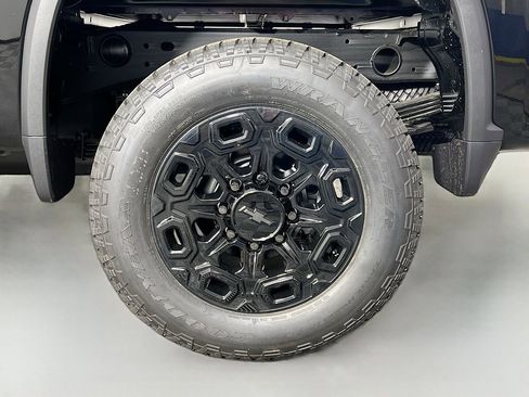 New 2026 Chevrolet Silverado 2500 LT w/ Leather Package AWD/4WD image 30