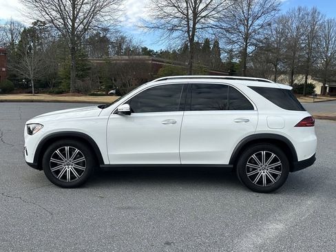 Used 2025 Mercedes-Benz GLE 450e 4MATIC image 5