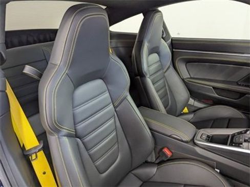 Certified 2022 Porsche 911 Turbo image 25