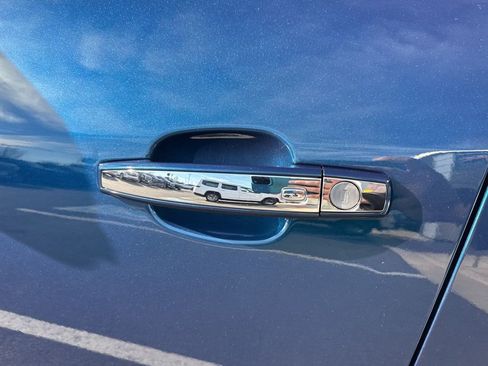 Used 2019 Buick Encore Essence w/ Experience Buick Package image 11