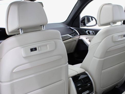 Used 2020 BMW X5 sDrive40i w/ Luxury Seating Package RWD image 35