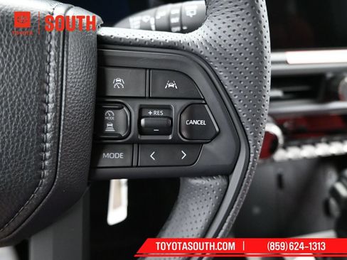 Used 2025 Toyota 4Runner TRD Pro AWD/4WD image 18