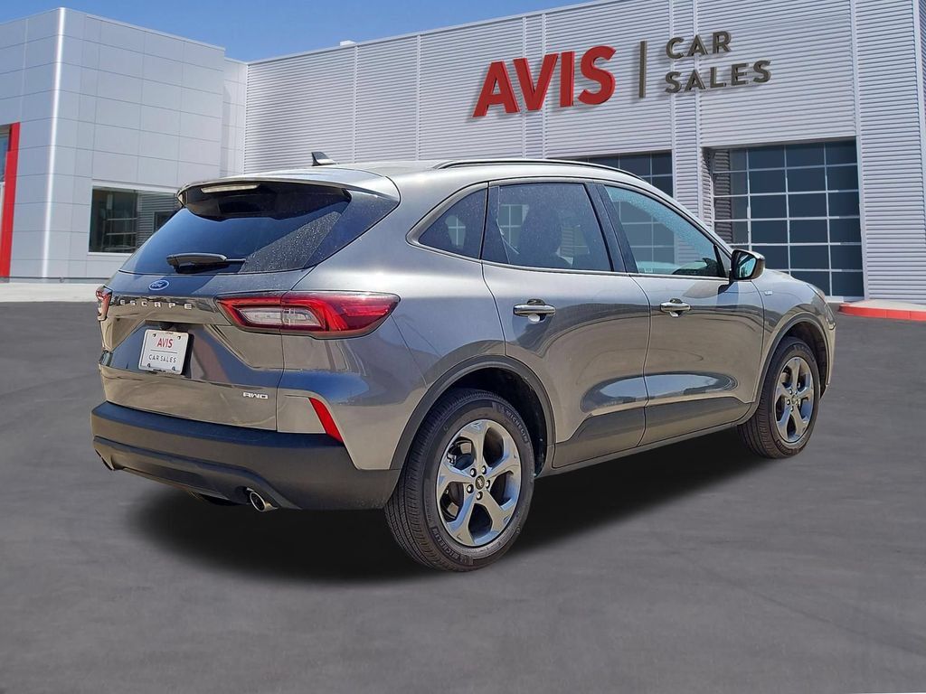 Used 2025 Ford Escape ST-Line AWD/4WD image 6