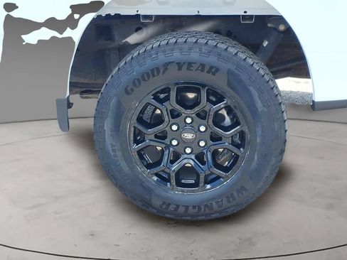 Used 2024 Ford F150 XL AWD/4WD image 4