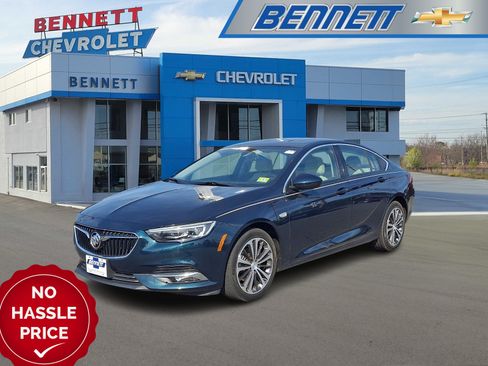 Certified 2018 Buick Regal Preferred w/ Driver Confidence Package #1 FWD image 1