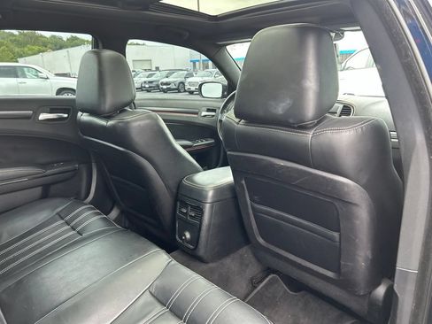 Used 2014 Chrysler 300 S AWD/4WD image 39