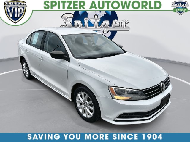 Used 2015 Volkswagen Jetta SE FWD image 1