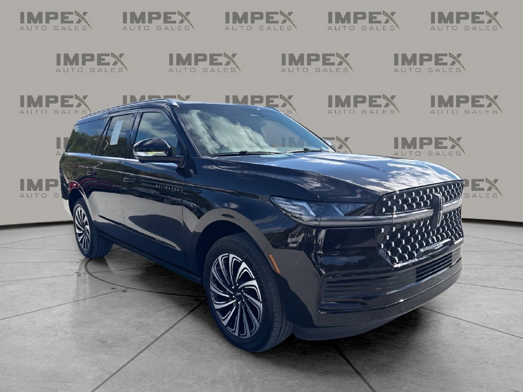Used 2026 Lincoln Navigator L Black Label AWD/4WD image 7