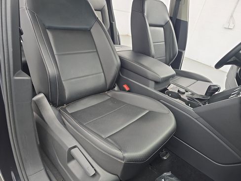 Used 2022 Volkswagen Atlas SE w/ Panoramic Sunroof Package AWD/4WD image 10