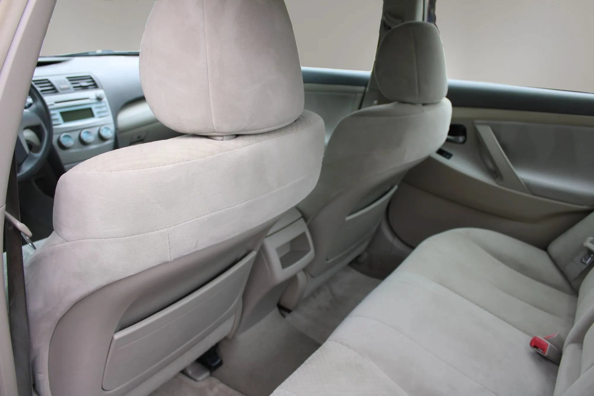 Used 2009 Toyota Camry LE FWD image 18