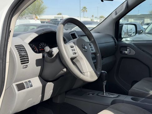 Used 2020 Nissan Frontier S image 15