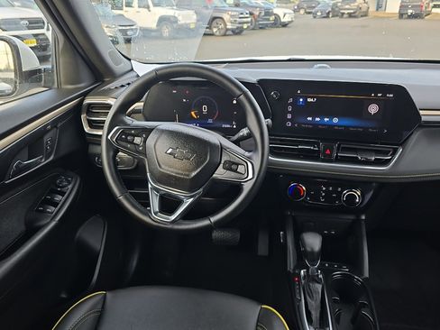 Certified 2025 Chevrolet TrailBlazer ACTIV w/ Driver Confidence Package image 20