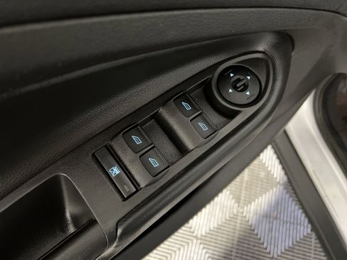 Used 2018 Ford Escape S image 12