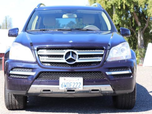Used 2012 Mercedes-Benz GL 450 4MATIC image 3