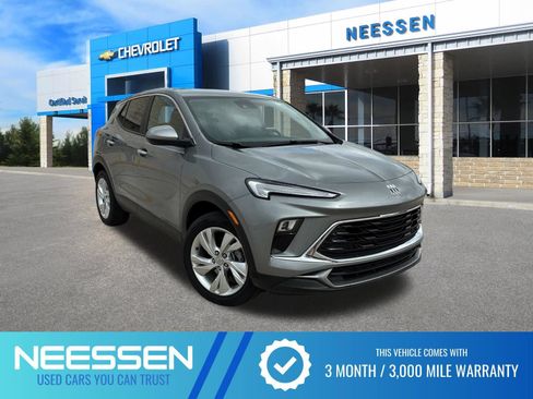 Used 2025 Buick Encore GX Preferred FWD image 1