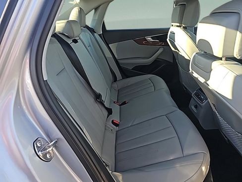 Used 2023 Audi A4 2.0T Premium w/ Convenience Package image 30