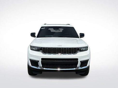 New 2025 Jeep Grand Cherokee L Limited image 9