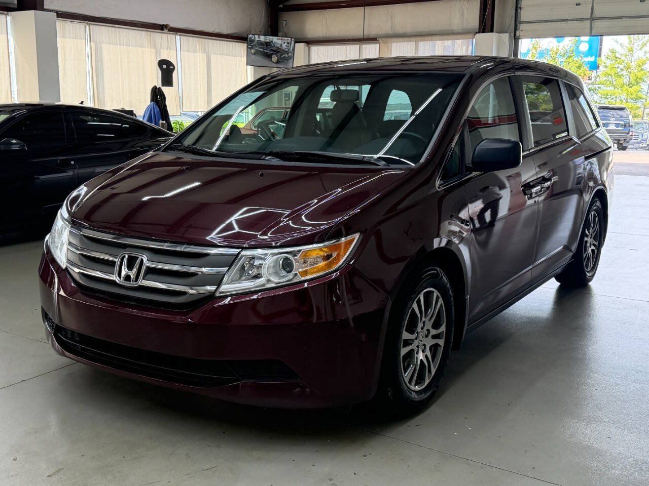 Used 2011 Honda Odyssey EX-L image 5