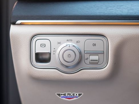 Used 2020 Mercedes-Benz GLS 450 4MATIC image 39