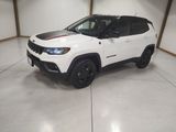 Used 2023 Jeep Compass Trailhawk image 4