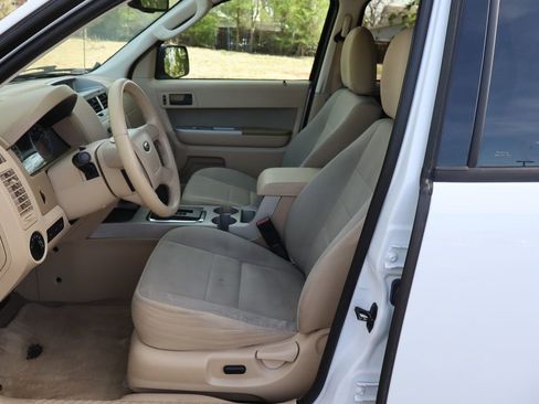 Used 2012 Ford Escape XLT AWD/4WD image 18