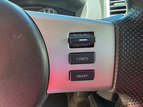 Used 2014 Nissan Xterra S image 19