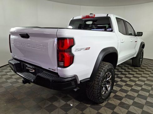 Used 2024 Chevrolet Colorado ZR2 w/ Technology Package image 5