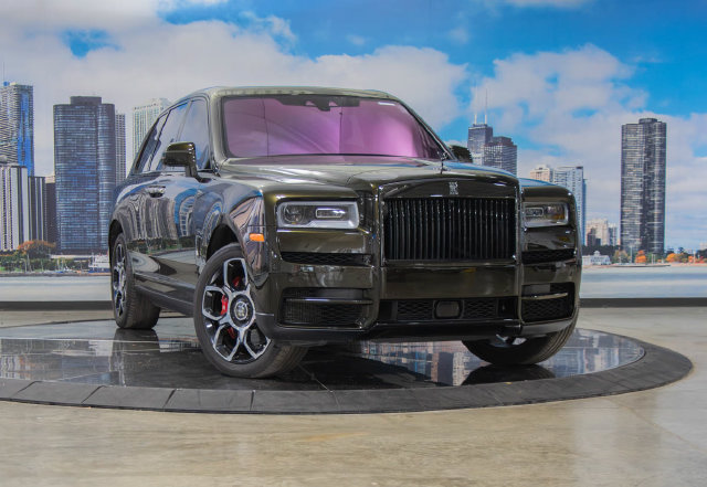 Used 2023 Rolls-Royce Cullinan Black Badge w/ Driver's Package AWD/4WD image 1