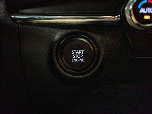 Used 2023 MAZDA MAZDA3 s AWD/4WD image 8