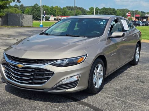 Used 2022 Chevrolet Malibu LT FWD image 5