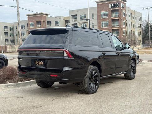 New 2026 Lincoln Navigator L Reserve w/ Jet Appearance Package AWD/4WD image 3