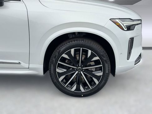 New 2026 Volvo XC90 B6 Ultra image 11