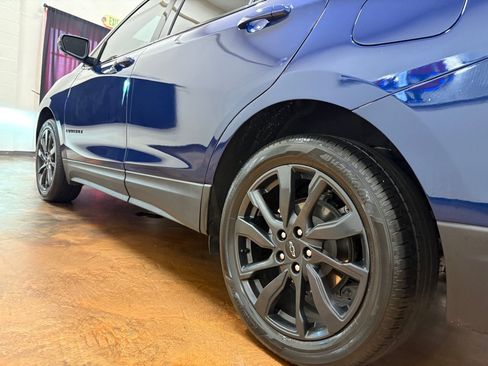 Used 2022 Chevrolet Equinox RS w/ Infotainment Package FWD image 53