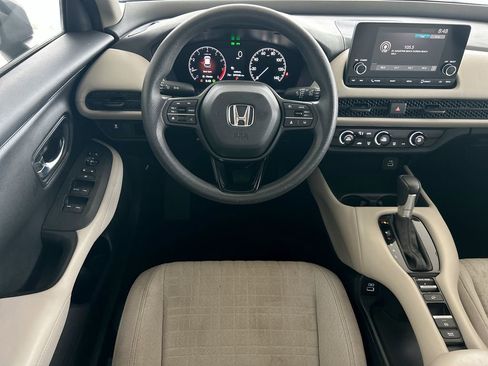 Used 2023 Honda HR-V LX image 36