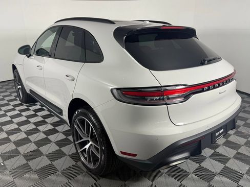 New 2026 Porsche Macan image 3