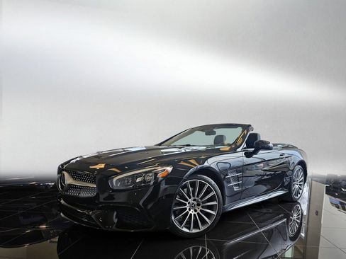 Used 2019 Mercedes-Benz SL 550 image 1