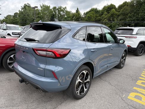 Used 2024 Ford Escape ST-Line Select w/ Tech Pack #2 AWD/4WD image 7