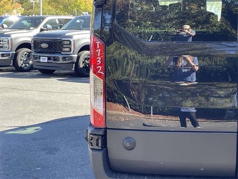 New 2026 Ford Transit 350 XL image 32