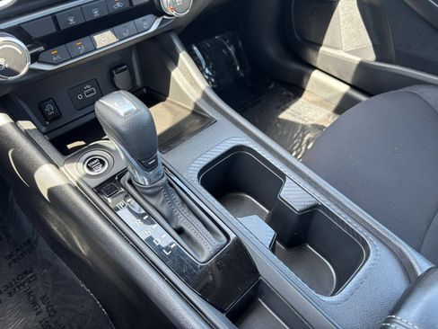 Used 2025 Nissan Sentra S FWD image 40
