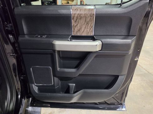 Used 2019 Ford F250 Lariat AWD/4WD image 38